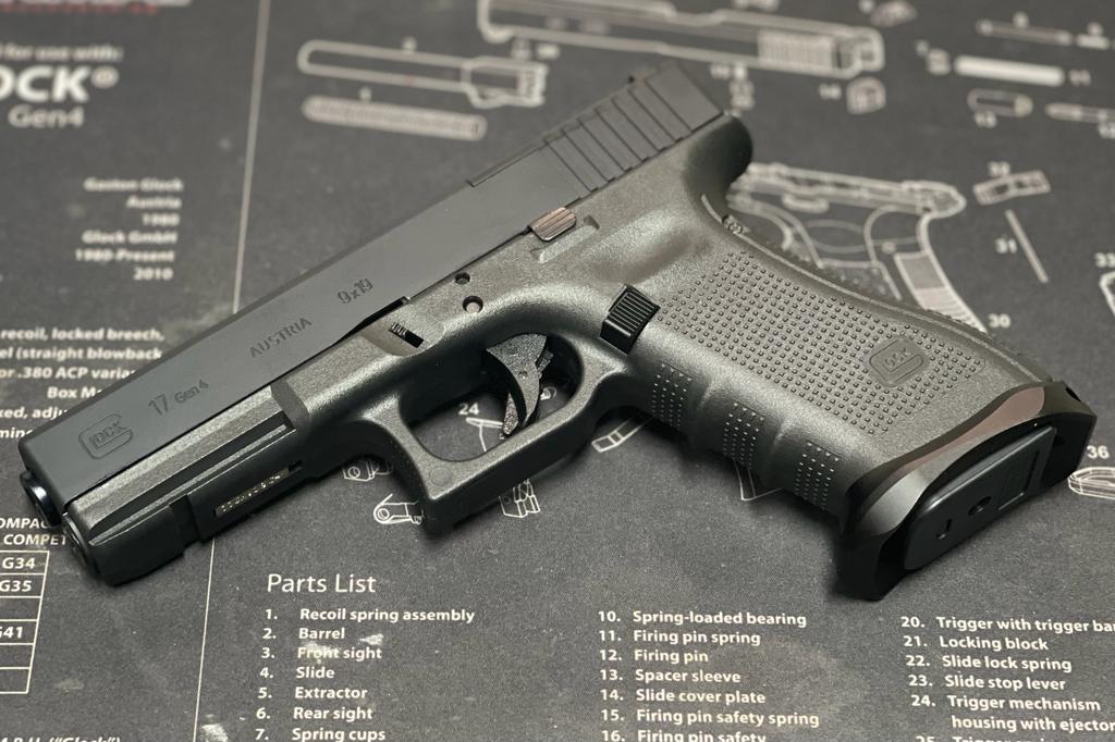 Bomber Z-style Magwell for Tokyo Marui G17 Gen4 / G19 Gen4 GBBP series