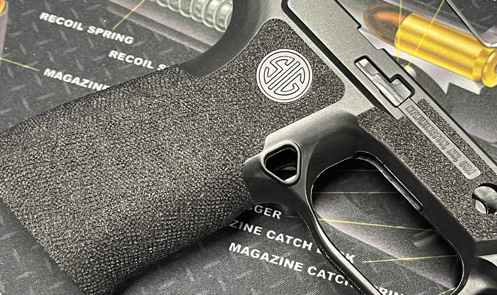 Boomarms Custom - AGA-Style P320 X-Series Custom Polymer Frame for SIG / VFC M17/M18 GBB SERIES ( FULL RAIL SIZE )