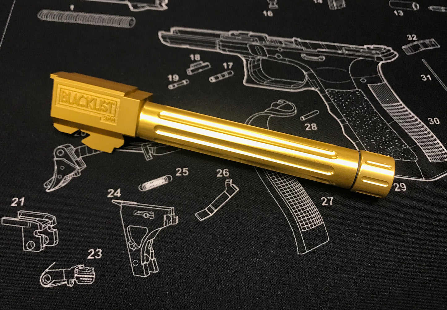 Nova BK-list style CNC Aluminum Threaded Outer barrel for Marui Airsoft G17/18/22 GBB - Fluted (14mm +)