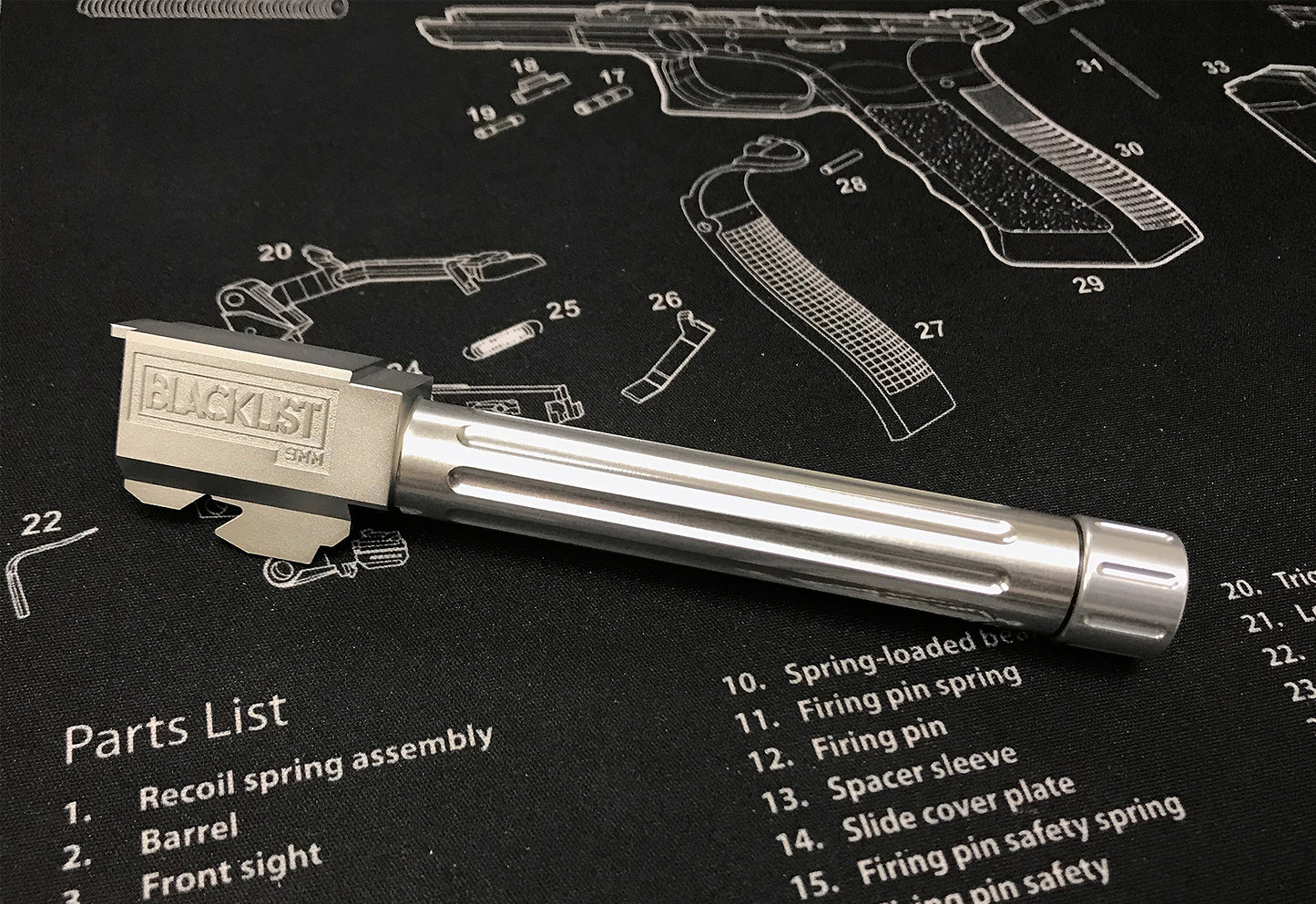 Nova BK-list style CNC Aluminum Threaded Outer barrel for Marui Airsoft G17/18/22 GBB - Fluted (14mm +)