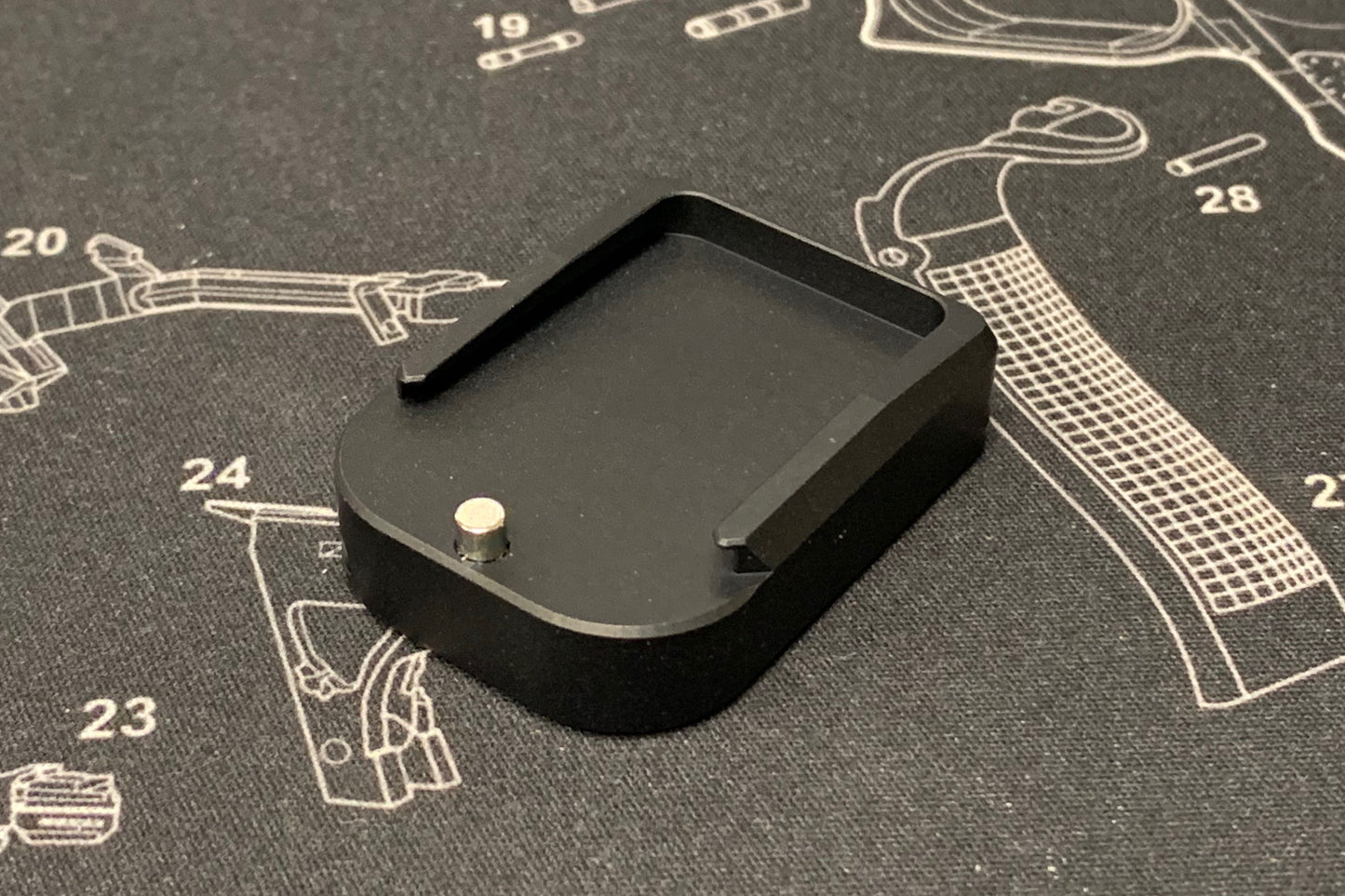 Bomber CNC Aluminum T-style Magazine Pad Extension for Marui Hicapa GBB Magazine