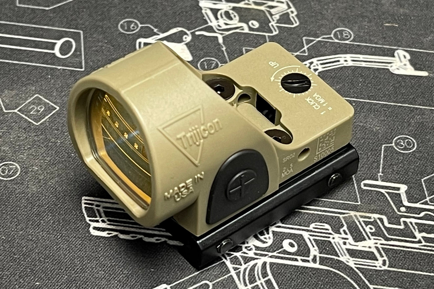 SOTAC SRO style Red Dot sight ( Plastic Nylon Version ) - Black