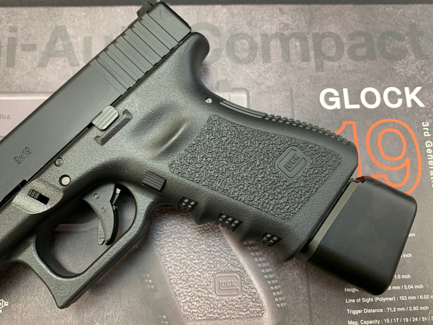 Bomber CNC Aluminum T-style ( Long ) Magazine Pad Extension for Marui G19 GBB Magazine