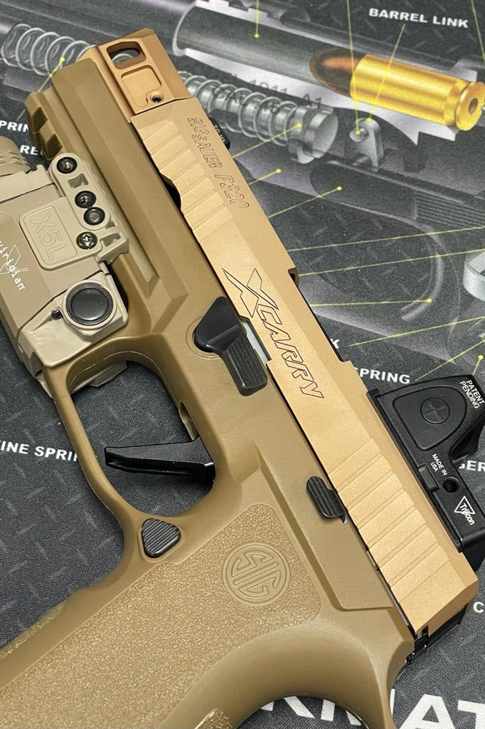 Boomarms Custom - SIG P320 X-Carry x Compensator Airsoft GBB - Tan