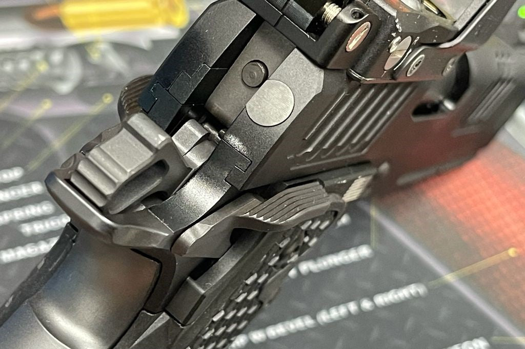 Boomarms Custom - STI Staccato XC 2011 RMR Airsoft GBB - BK color version