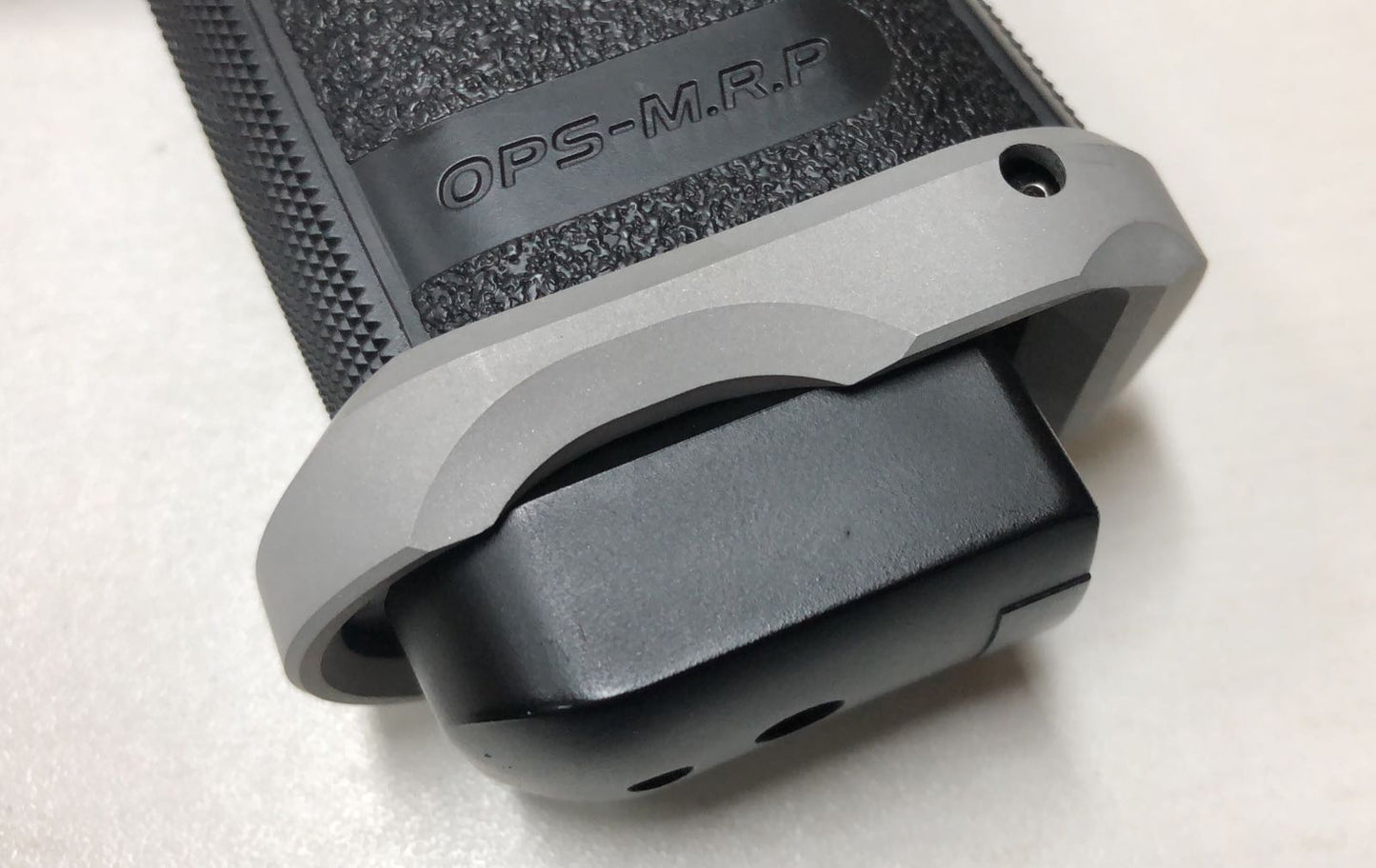 Bomber CNC Aluminum STI Type Tactical Slim Magwell for Marui Hi-Capa GBB series - Black
