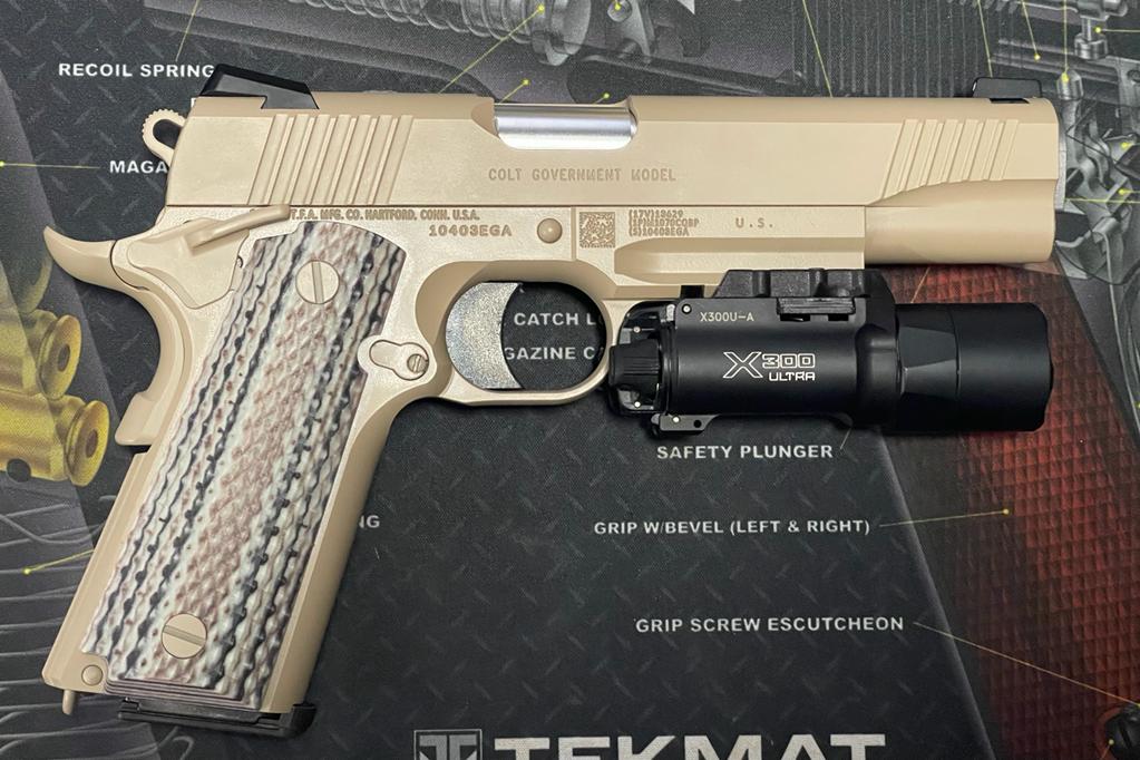Boomarms Custom USMC M45A1 Airsoft CQBP - Cerakote Desert Sand DX version