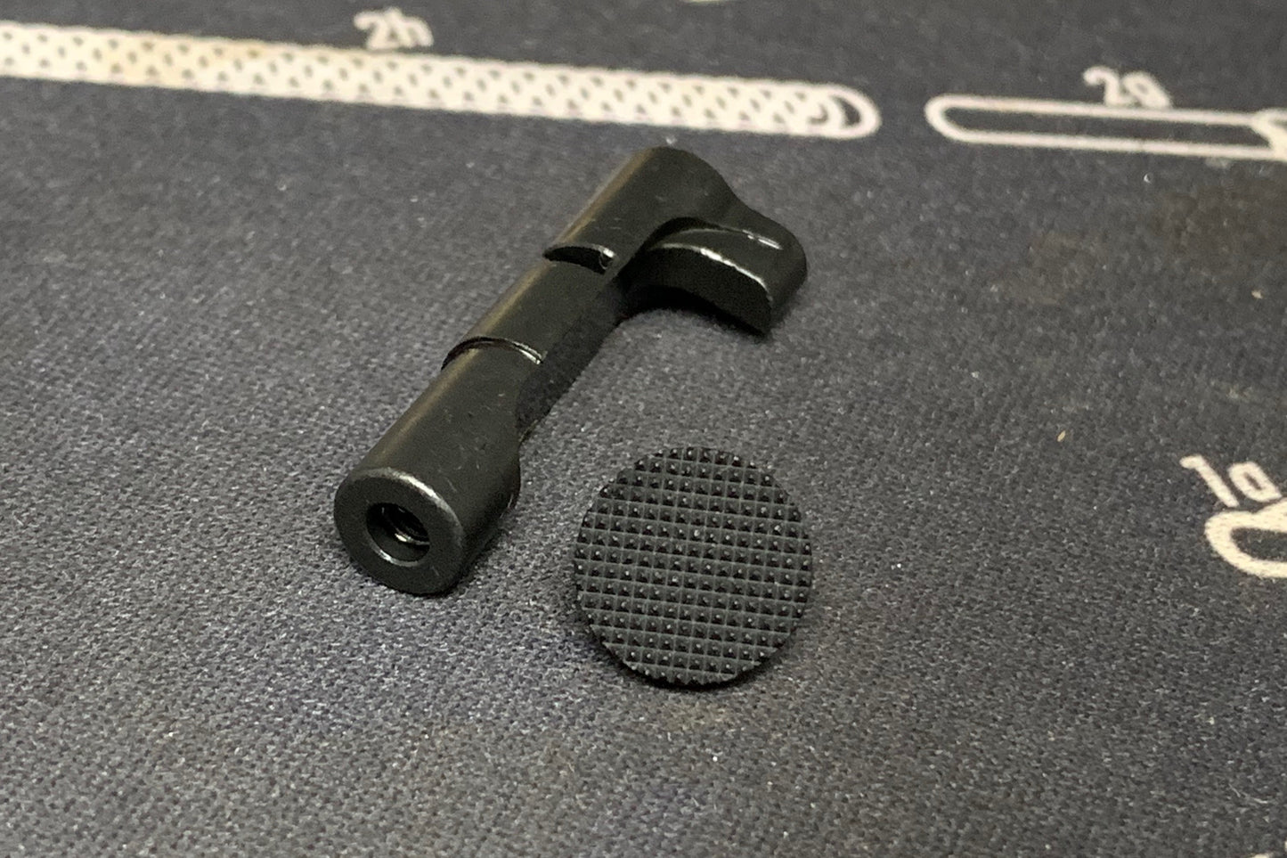 Bomber CNC Steel Magazine Catch ( STI Extended Type ) for Marui Hi-CAPA GBB Series