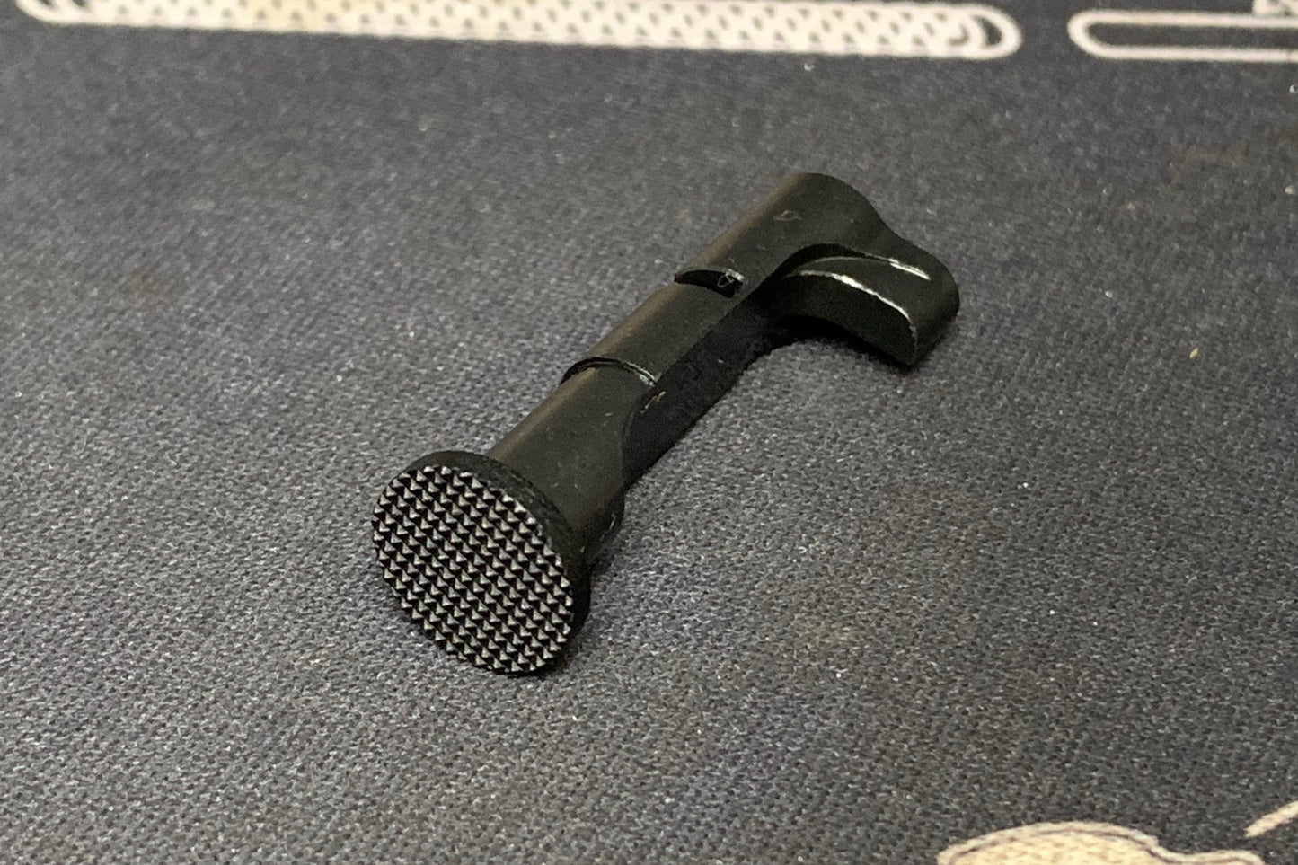 Bomber CNC Steel Magazine Catch ( STI Extended Type ) for Marui Hi-CAPA GBB Series