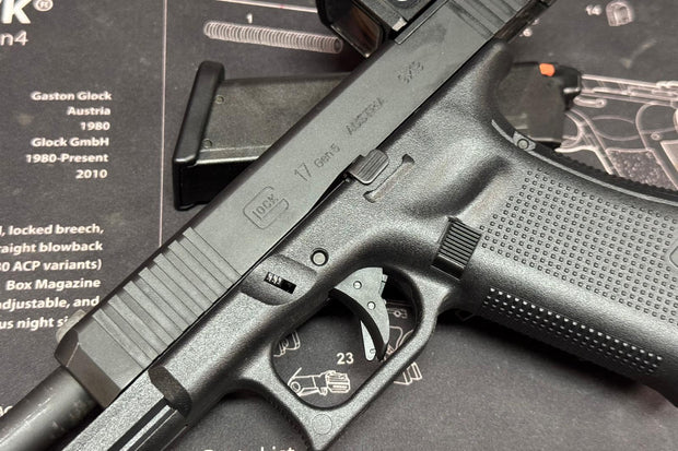 Boomarms Custom - G17 Gen5 MOS Steel GBB Airsoft Pistol  ( TM DX version )
