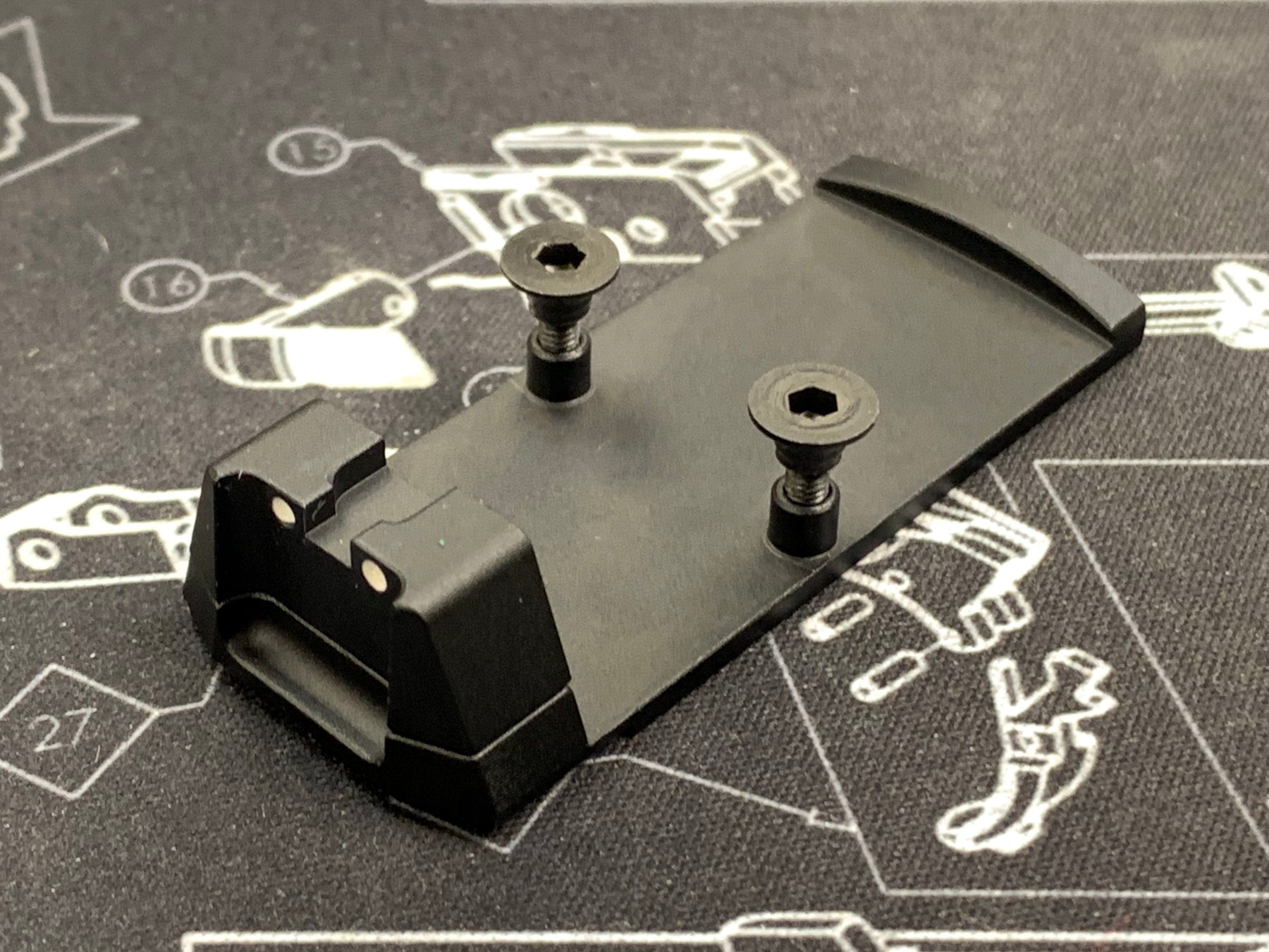 Hero Custom RMR Mount Base with Raised Sight Set for SIG / VFC M17 / M ...